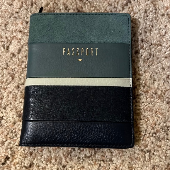 Fossil Other Fossil Leather Rfid Passport Wallet Poshmark
